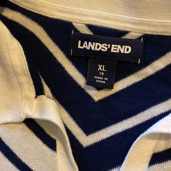Lands’ End short-sleeved sweater ⚓️ - Picture 4 of 5